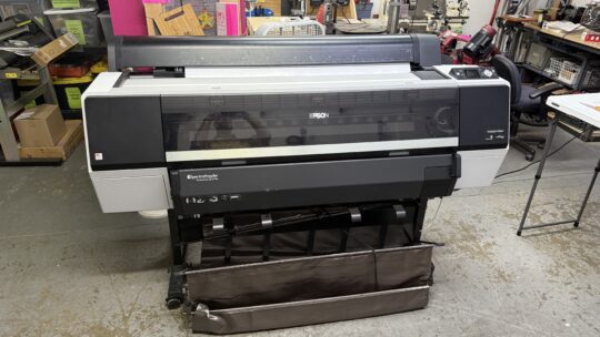 Epson SureColor P9000